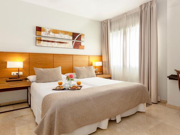 Ona Alanda Club Marbella : photo 1 de la chambre appartement familial supérieur 1 chambre (4 adultes)