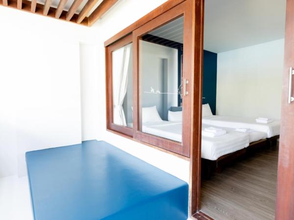 Kocchira : photo 8 de la chambre chambre triple avec balcon