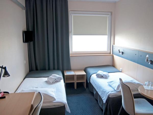 Economy Silesian Hotel : photo 4 de la chambre chambre lits jumeaux