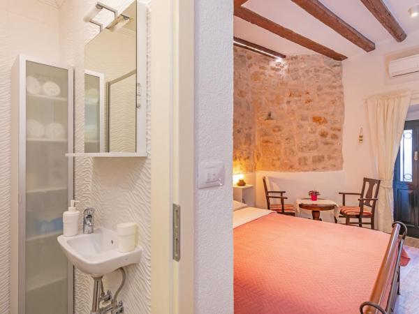 Booba Rooms : photo 4 de la chambre chambre double 1 avec terrasse commune