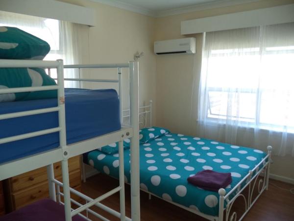Port Adelaide Backpackers : photo 2 de la chambre chambre familiale
