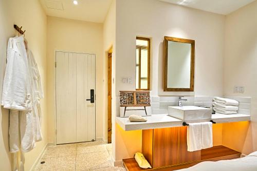 Wei Wen Inn : photo 5 de la chambre chambre double deluxe avec baignoire