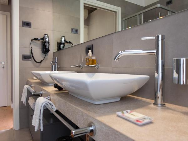 La Nuova Corte Rooms : photo 9 de la chambre chambre double deluxe avec balcon