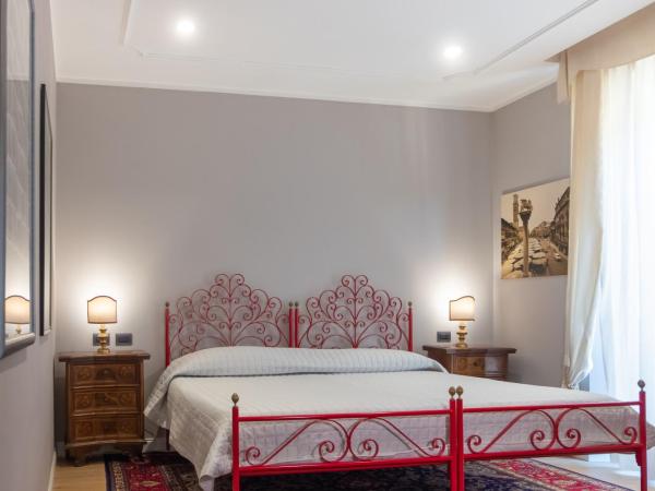 La Nuova Corte Rooms : photo 2 de la chambre chambre double deluxe avec balcon