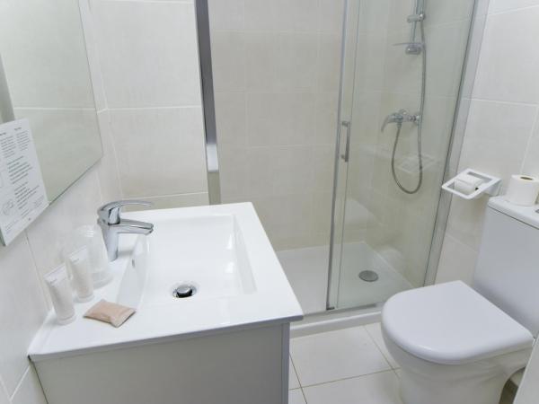Hotel Sables D'or : photo 2 de la chambre chambre triple classique