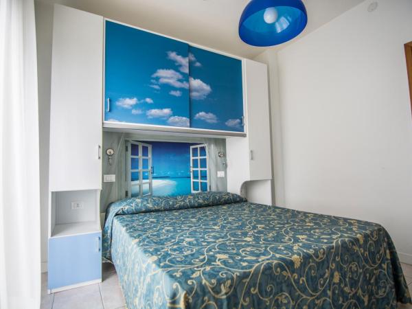 Hotel Solemare - Frontemare - 3 Stelle Superior : photo 6 de la chambre chambre double ou lits jumeaux standard
