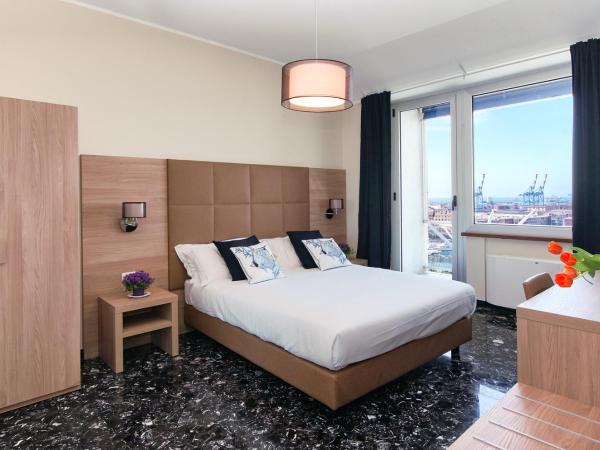 Bluripa Guest House : photo 6 de la chambre chambre double avec balcon - vue sur mer