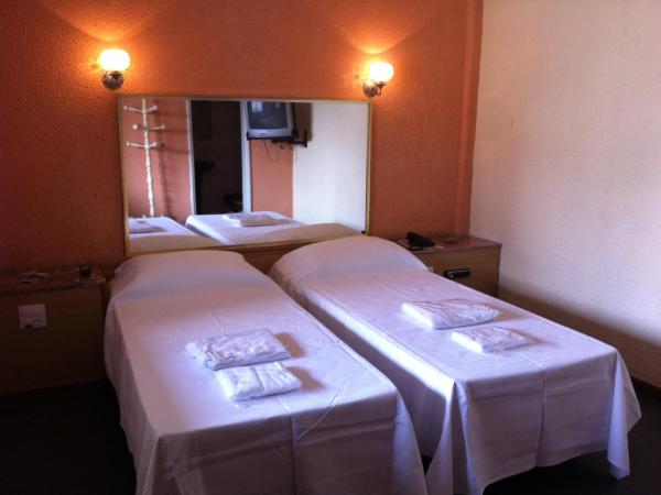 Hotel Paraguai (Adult Only) : photo 1 de la chambre chambre lits jumeaux