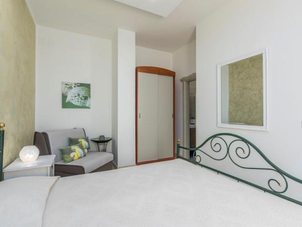 Apartment Complex Orzan Lovrecica : photo 9 de la chambre appartement avec terrasse