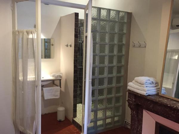 La maison d'arles : photo 7 de la chambre chambre double