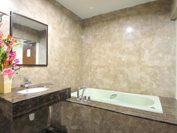 Hallmark View Hotel : photo 2 de la chambre chambre double premier