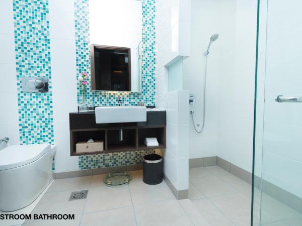 Astana Wing - Riverside Majestic Hotel : photo 4 de la chambre chambre lits jumeaux supérieure - vue sur ville