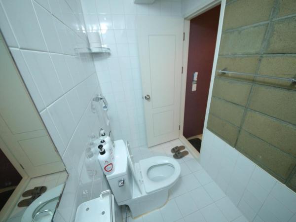 Stitches House : photo 6 de la chambre chambre familiale avec salle de bains privative