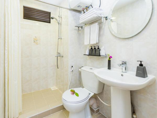 Champa Central Hotel : photo 10 de la chambre chambre double supérieure