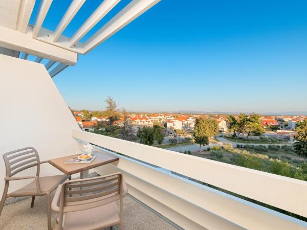 Hotel Olympia : photo 9 de la chambre suite junior deluxe