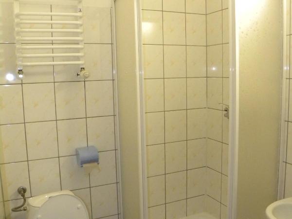 Dom Wypoczynkowy Admirał : photo 9 de la chambre chambre double ou lits jumeaux