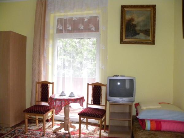 Dom Wypoczynkowy Admirał : photo 3 de la chambre chambre triple (2 adultes & 1 enfant)