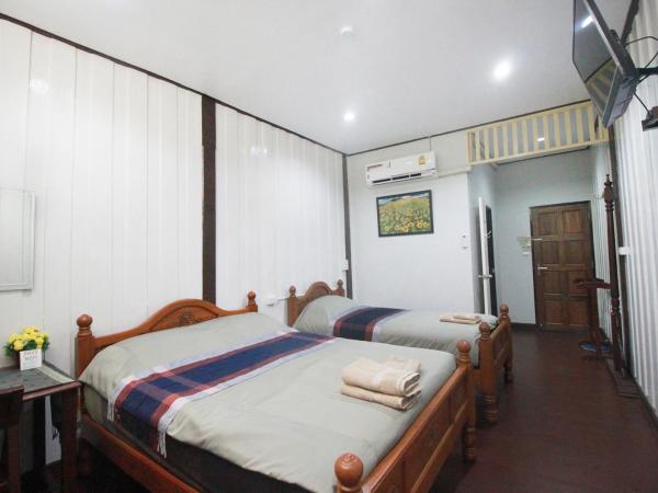 OB ARUN House : photo 5 de la chambre chambre triple avec salle de bains privative