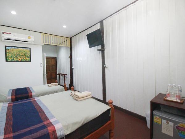 OB ARUN House : photo 7 de la chambre chambre triple avec salle de bains privative