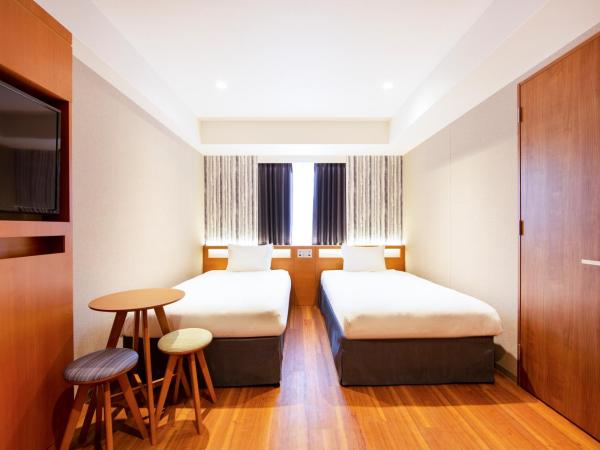 karaksa hotel grande Shin-Osaka Tower : photo 2 de la chambre chambre lits jumeaux standard - non-fumeurs