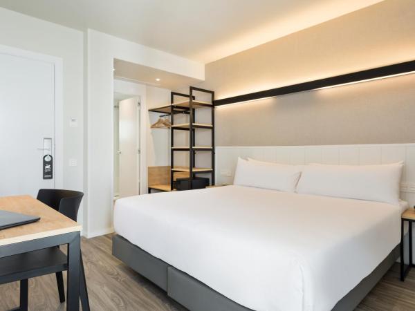 Acta BCN 40 : photo 2 de la chambre chambre double ou lits jumeaux supérieure