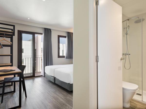 Acta BCN 40 : photo 7 de la chambre chambre double ou lits jumeaux supérieure