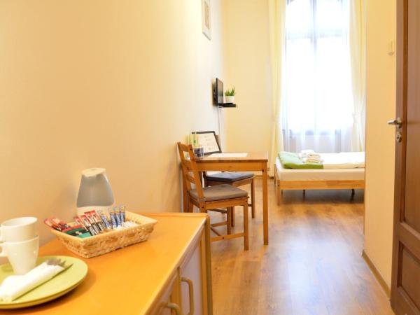 WenderEDU Business Center : photo 10 de la chambre chambre double