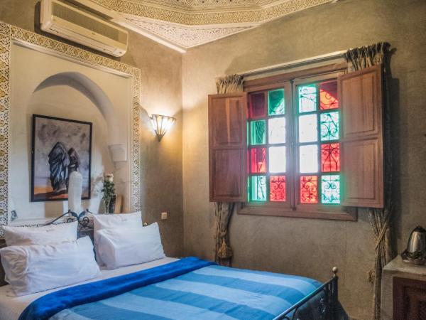 Riad Mazal : photo 1 de la chambre chambre double bleue