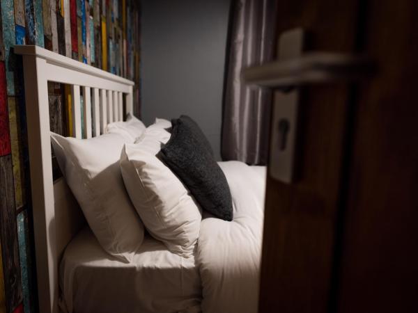 REM Hotel : photo 2 de la chambre chambre lit king-size