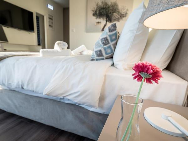 Urban Nest - Suites & Apartments : photo 9 de la chambre loft acropole