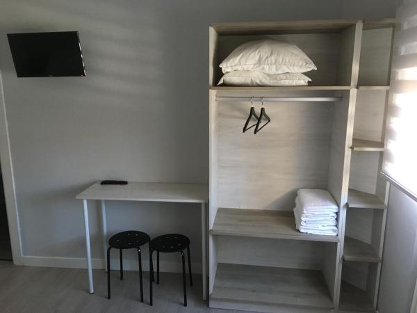 Hostal I Dream Salamanca : photo 8 de la chambre chambre familiale standard