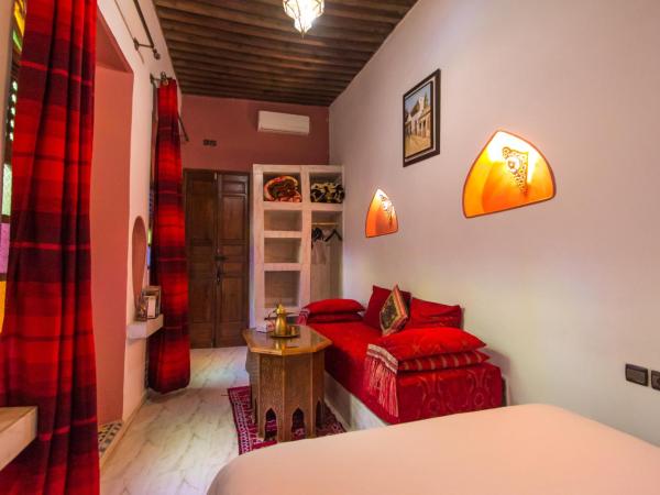 Riad Dar Mansoura : photo 5 de la chambre chambre triple sahara