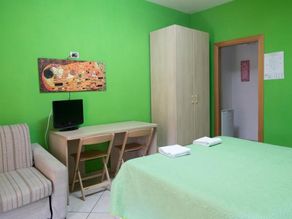 Campi Flegrei House : photo 5 de la chambre chambre double ou lits jumeaux deluxe avec balcon