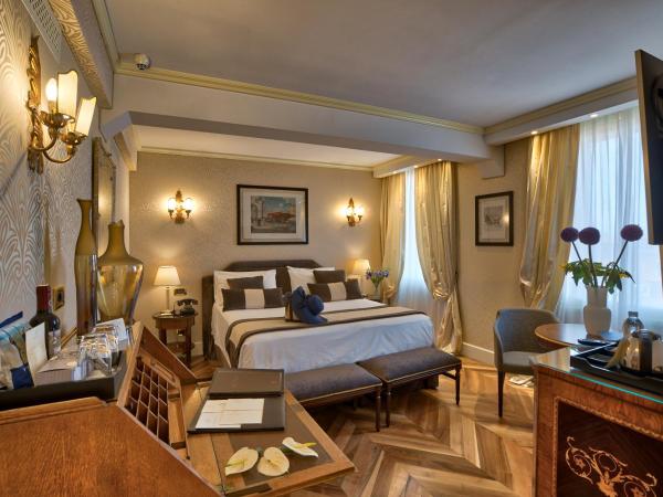 Londra Palace Venezia : photo 7 de la chambre chambre double ou lits jumeaux classique – vue sur ville