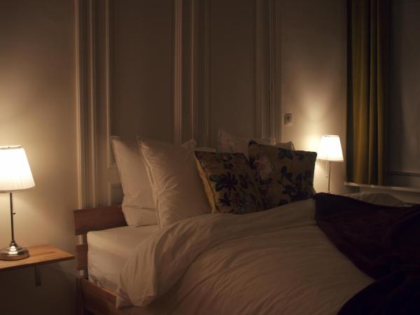 Quiet apartment in Antwerp near parc - B&B InterMezzo - business & leisure : photo 1 de la chambre chambre lit king-size supérieure