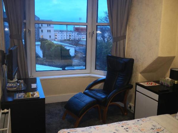 Alba Guest House : photo 1 de la chambre chambre simple avec toilettes et douche communes