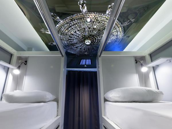 Stay Inn Taksim Hostel : photo 2 de la chambre lit dans dortoir de luxe mixte de 4 lits