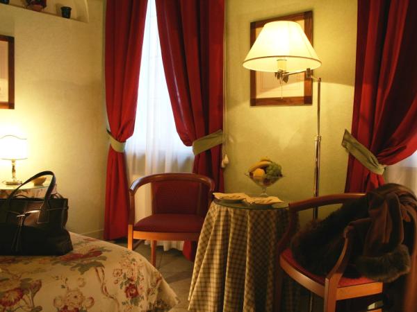Hotel Rosary Garden : photo 10 de la chambre chambre double supérieure