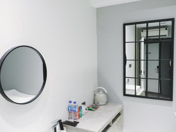 Rest Chinatown Hotel : photo 7 de la chambre chambre double standard (sans fenêtre)