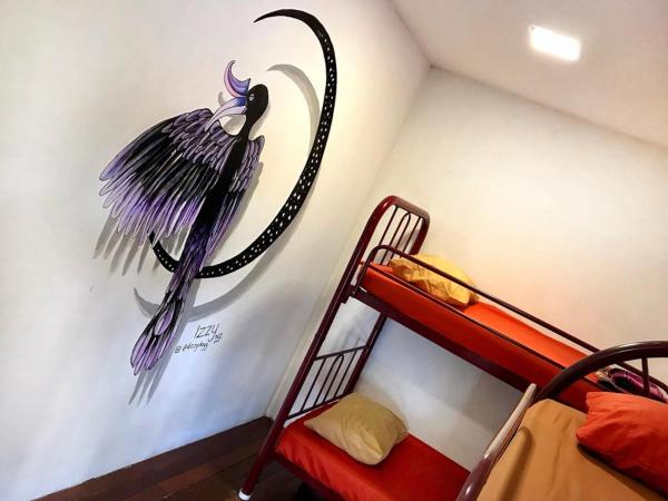 QuiikCat : photo 6 de la chambre lit superposé dans dortoir pour femmes 