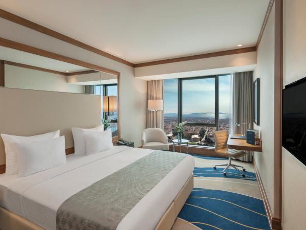 Elite World Grand Istanbul Küçükyalı : photo 2 de la chambre chambre deluxe lit king-size - vue sur mer