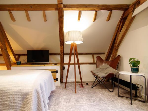 Authentic Farmhouse - De Vergulden Eenhoorn : photo 1 de la chambre suite avec baignoire