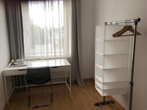 Pension Pagalies : photo 7 de la chambre chambre double avec salle de bains privative