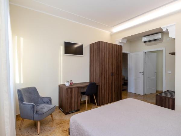 Scaligero Rooms : photo 4 de la chambre chambre double deluxe avec vue sur château