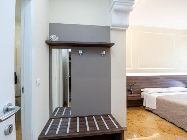 Scaligero Rooms : photo 5 de la chambre chambre double deluxe avec vue sur château