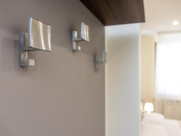 Scaligero Rooms : photo 9 de la chambre chambre double deluxe avec vue sur château