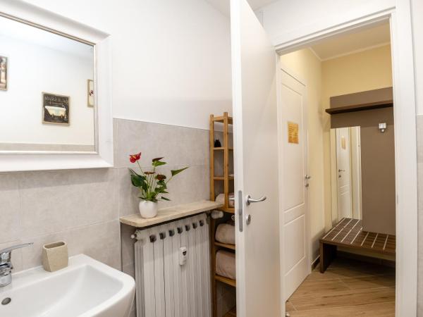 Scaligero Rooms : photo 4 de la chambre chambre double deluxe avec vue sur château