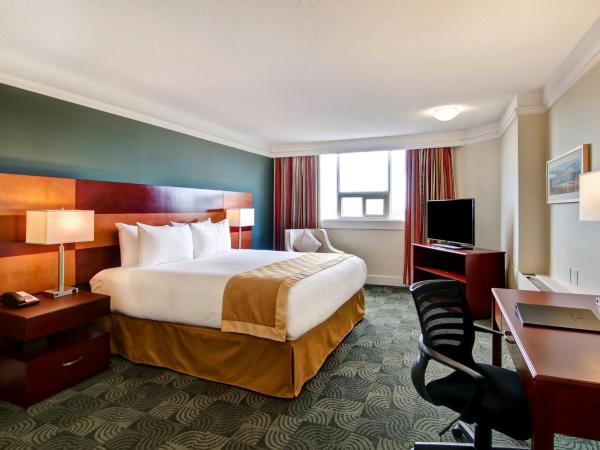 Edmonton Inn and Conference Centre : photo 3 de la chambre chambre lit king-size deluxe