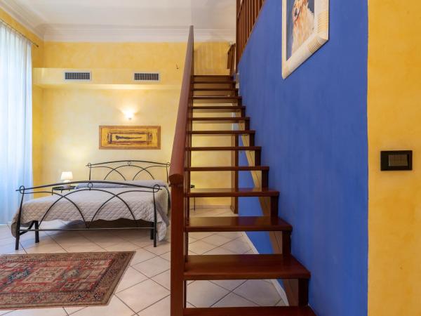 B&B Central Station : photo 9 de la chambre chambre familiale avec balcon