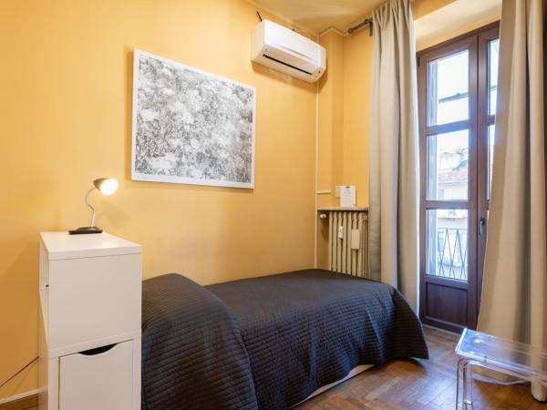 B&B Central Station : photo 2 de la chambre chambre simple deluxe avec balcon